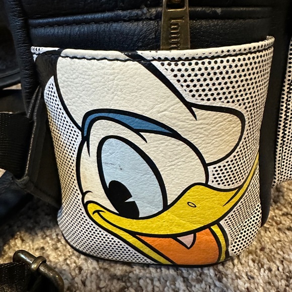 Mickey Mouse and Pluto Best Friends Great Day Loungefly Backpack RARE - Picture 8 of 8